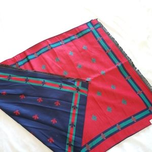 *NWT* XL Bee Scarf - Navy